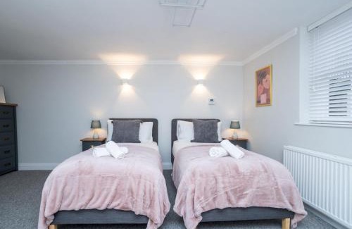 Upper Town Casa | Pass the Keys Stunning 2 bed home with on premises parking