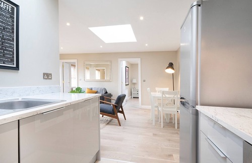 Ormeau Apartamento | Pass the Keys | Stunning 2BR Apt in Fab Location with Top Amenities