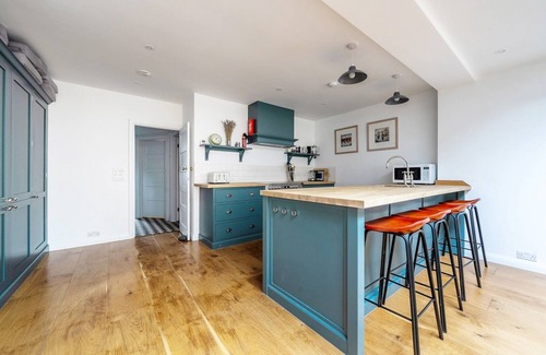 Summertown Casa | Pass the Keys | Stunning 3 Bed + Parking in Leafy North Oxford