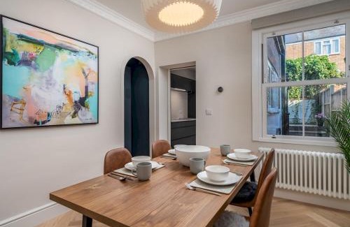 St Albans Casa | Pass the Keys Stunning 3 Bedroom Townhouse in Central St Albans