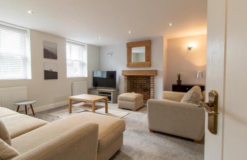 West Auckland Casa | Pass the Keys Stylish 3Bed Cottage in West Auckland 2 Bath