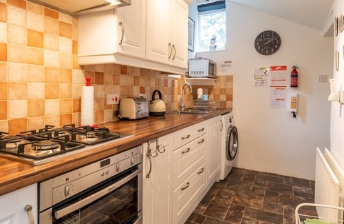 Staindrop Casa | Pass the Keys | The Snuggery - Super Cute Cottage in the Durham Dales