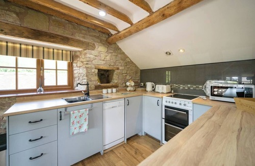 Munslow Casa | Pass the Keys | Tranquillity Cottage set in rural south Shropshire