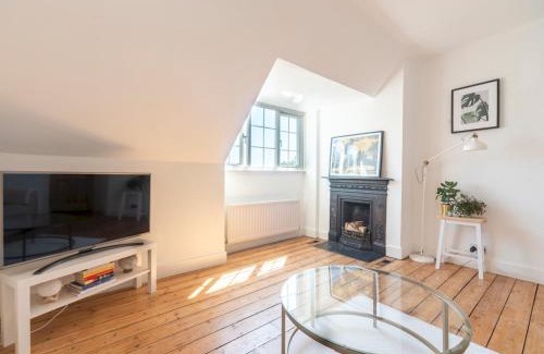 East Molesey Apartamento | Pass the Keys Victorian Flat A Stones Throw From Hampton Court