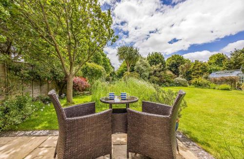 West Wittering Casa | Pass the Keys Walk to West Wittering Beach