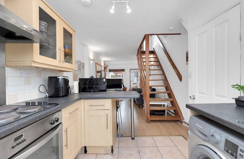 Forest Gate Casa | Pass the Keys | Your London Getaway: Cosy Flat in Prime Location