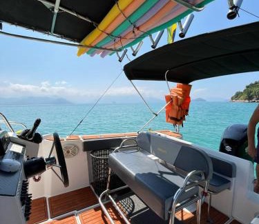 Itagua Alquiler De Eote | Passeios de Lancha em Ubatuba - New Mar Turismo