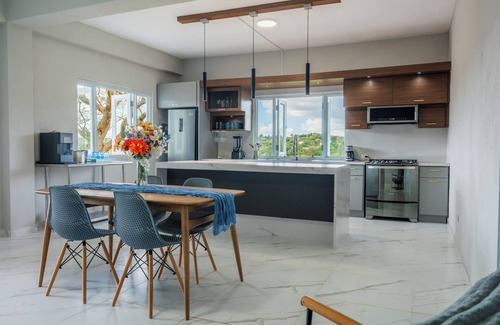 Morovis Casa | Pastoreo Farm/Wellness Generator Morovis