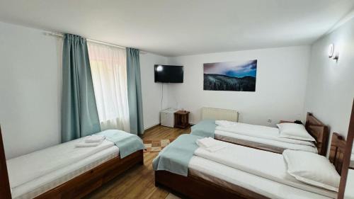 Bughea de Sus Casa | Pastravaria Bratioara