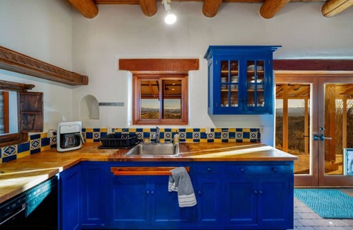 Rio Rico Casa | Patagonia Lake Area / 3 BR / Serenity / Mountains