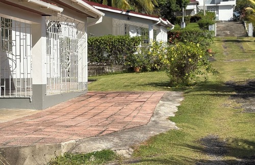 Port Antonio Cabaña | Patch and Porch