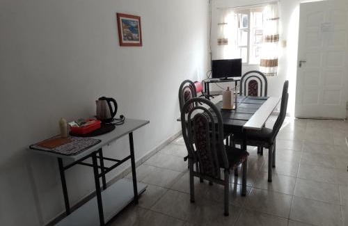 Paraná Apartamento | Patio Escondido