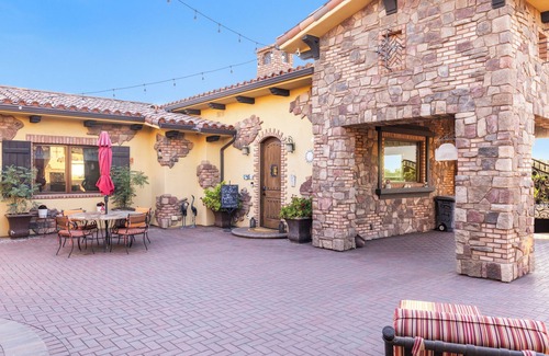 Temecula Casa | Patio, Fireplace & Soaking Tub | The Casita on 12-Acre Temecula Vineyard Estate