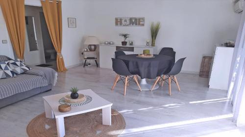 Sainte-Maxime Apartamento | Patio Fleuri