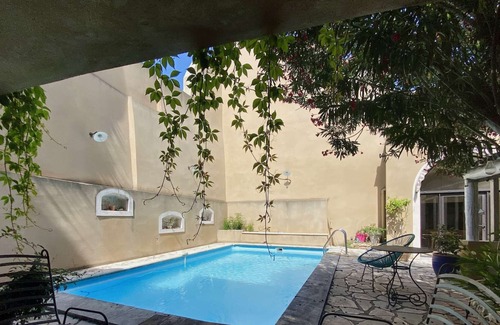 Bedarrides Casa | Patio house with pool