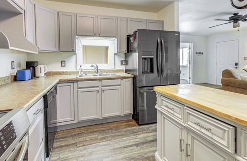 Pueblo West Casa | Patio & Mtn Views: Home 5 Mi to Pueblo Reservoir