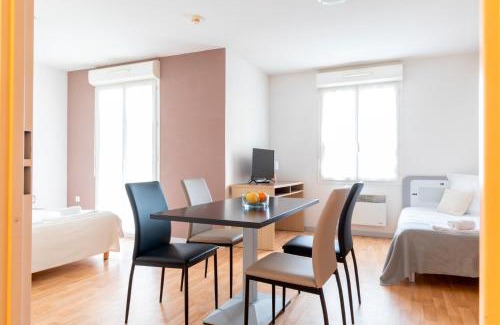 Argenton l'Eglise Apartamento | Patio Parc Résidence