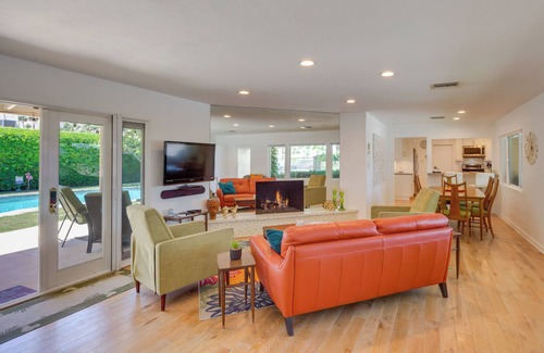 Deepwell Estates Casa | Patio, Pool & Mountain Views: Palm Springs Home!