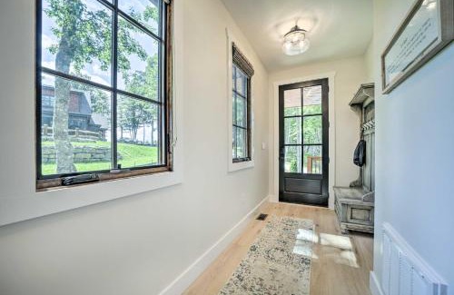 Glenville Casa | Patio with Fireplace Glenville Resort Retreat!