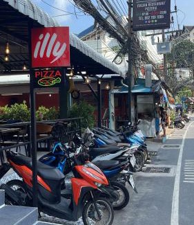 Nanai Road Hotel | PATONG BLUE HOTEL