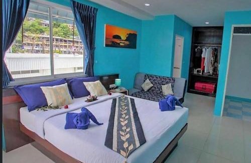 Nanai Road Hotel | PATONG BLUE HOTEL