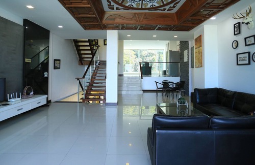 Patong Villa | Patong Seaview Pool Villa 3 bedroom