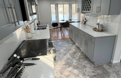 East Lyme Casa | Pattagansett Lake House · Lake Front+kayaks+USCGA