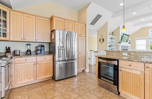 Duck Casa | Patti O'Duck: Elevator, Dog-friendly, Pool, Hot Tub, Beach 1750 Ft