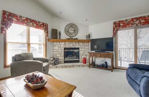 Egg Harbor Apartamento | Patties Other Place - Indoor Pool Access!