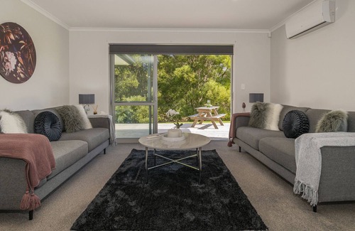 Pauanui Casa | PAUANUI PINES - PAUANUI HOLIDAY HOME, family friendly in Pauanui