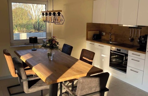 Marlow Casa | Paula Summary: Relax