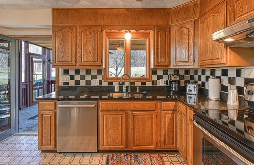 Bumpass Casa | Pauley Shores- Inground Swimming Pool, Waterfront, Theater, and MORE!