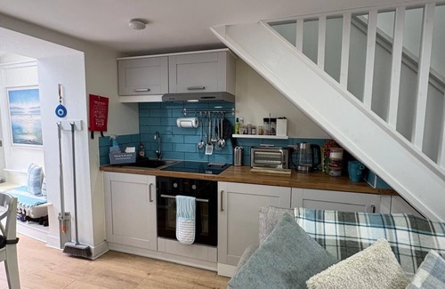 Brynsiencyn Cabaña | Pauls Place – Cosy Cottage with Hot Tub