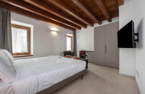 Valgatara Casa | Paverno Suites