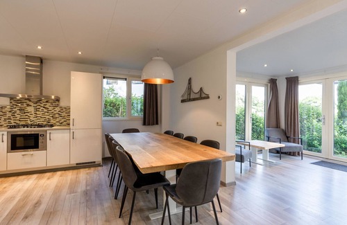 Langeberg Casa | Pavilion l'etage Sauna 10 by Interhome