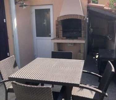 Sorede Casa | Pavillon 3 chambres avec véranda et climatisation.