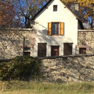 Aramon Casa | Pavillon du garde de la Porte d'Embrun