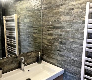 Le Blanc-Mesnil Apartamento | Pavillon indépendant au 1er étage de deux chambres