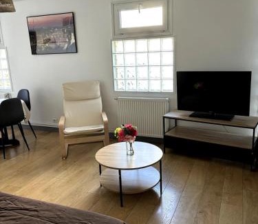 Le Blanc-Mesnil Apartamento | Pavillon indépendant au 1er étage de deux chambres