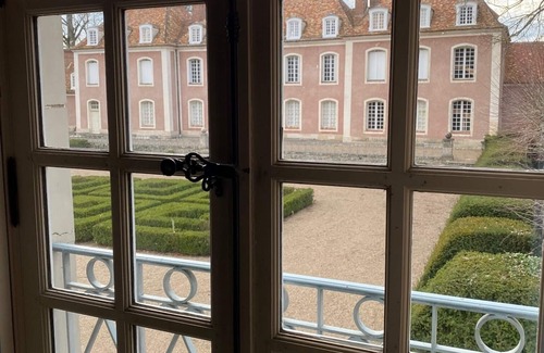 Villeconin Casa | Pavillon Xvii du Chateau de Saudreville 46 Kilomêtres au sud de Paris