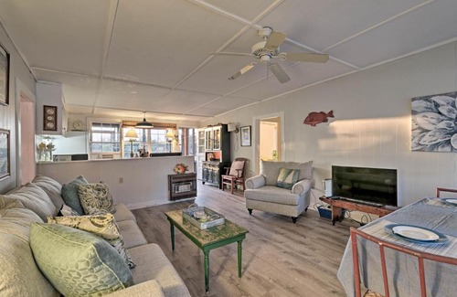 Pawleys Island Casa | Pawleys Island House, - Steps to Beach and Creek!