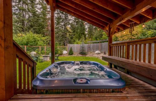 Leavenworth Casa | Paws in the Mountains by NW Comfy Cabins