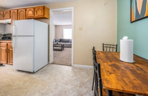 Oakwood Apartamento | Paws & Peace – Cozy 1BR Ground Flr Gem in Dayton