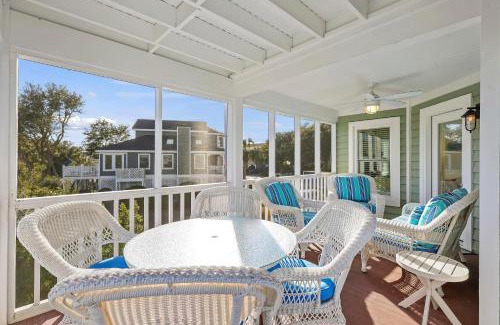 Pelican Bay Casa | PB17: 17 Pelican Bay