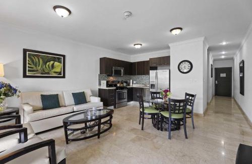 Washington Casa | PC314 - Pool View - Couple or Family with kids - 1BR