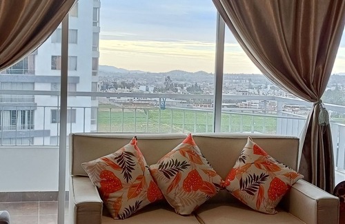 José Luis Bustamante y Rivero Apartamento | In apartment with beautiful views