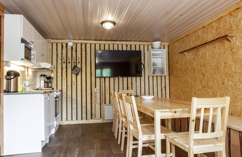 Hameenlinna Cabaña | Peace and Privacy Travel - Aulanko Lake Hide-out