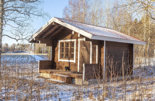 Hameenlinna Cabaña | Peace and Privacy Travel - Aulanko Lake Hide-out
