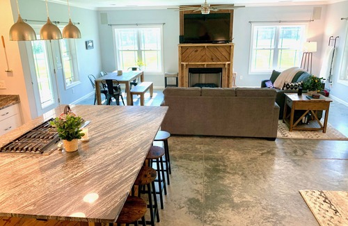 Vass Casa | Peace and Quiet at Twin Oak Acres