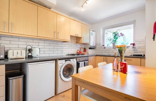 Wandsworth Apartamento | Peace & Quiet 2bd 2bth Oasis Nr Thames Beach Club!